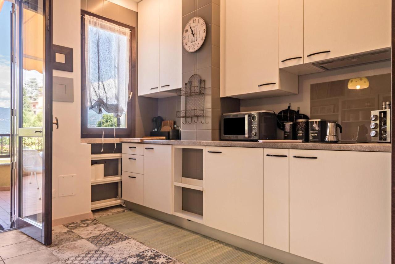 House Samantha Lago Maggiore لافينو-مومبيلو المظهر الخارجي الصورة