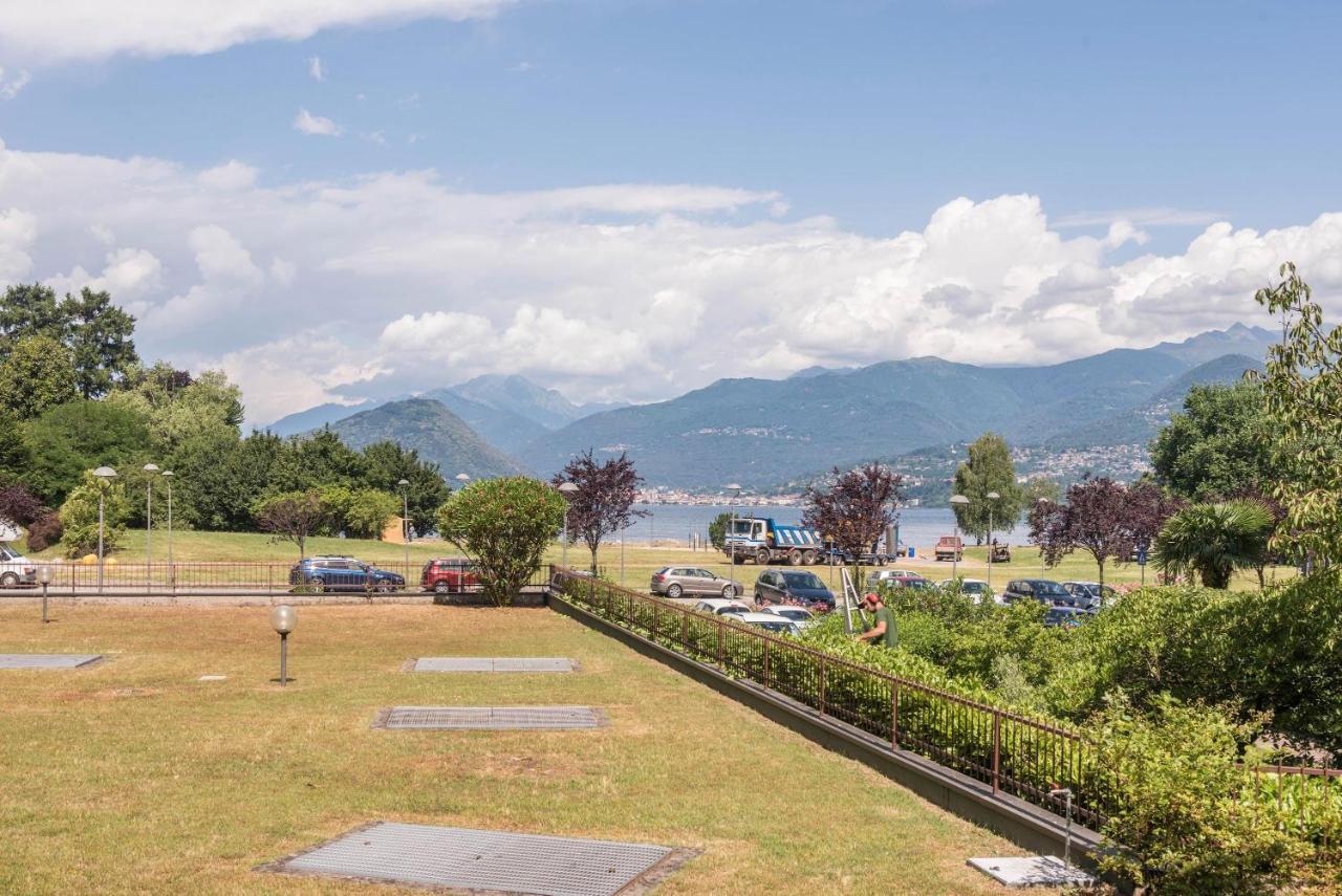 House Samantha Lago Maggiore لافينو-مومبيلو المظهر الخارجي الصورة